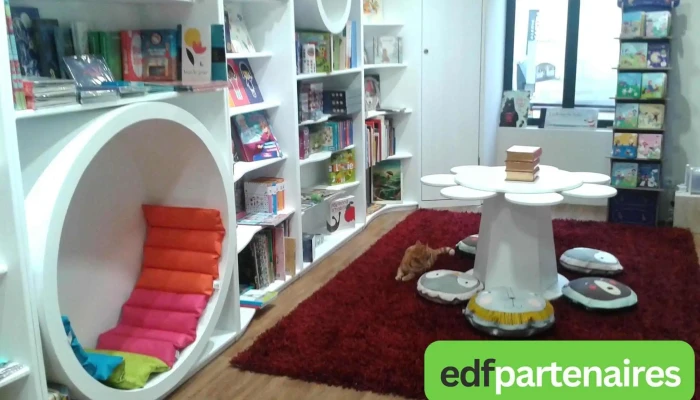 Librairie La Baignoire Darchimede Bibliotheque - Brive-la-gaillarde