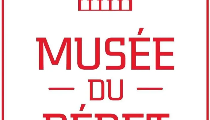 Musee Du Beret Boutique Du Beret   Laulhere Distribution Tout - Nay
