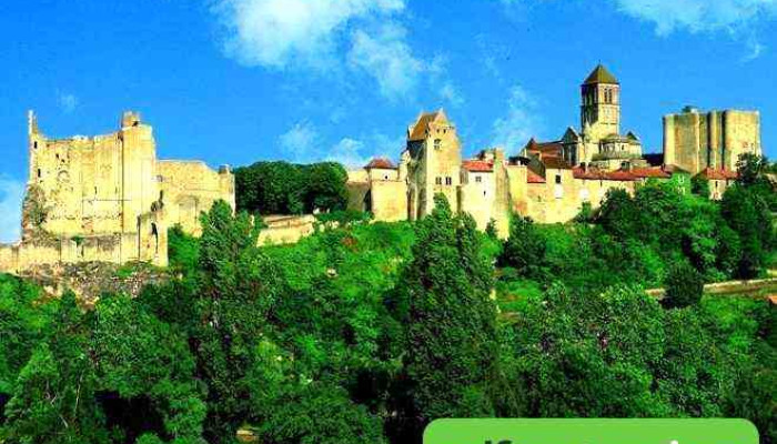 Office De Tourisme De Chauvigny -    Cite Medievale Tout - Chauvigny