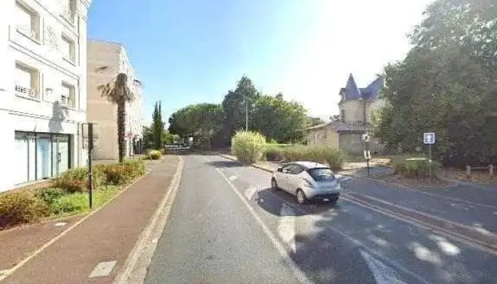 Oh Vapoteurs Bruges -  Street View Et 360deg - Bruges