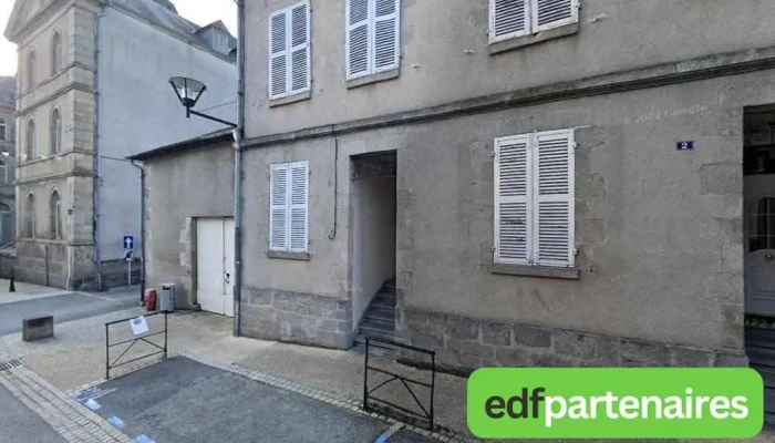 Petit Mome - 1 Rue Hyacinthe Montaudon