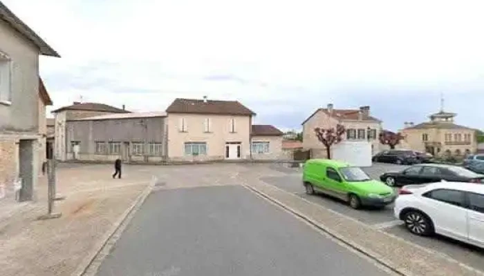 Pharmacie De Brigueuil Totum -  Street View Et 360deg - Brigueuil