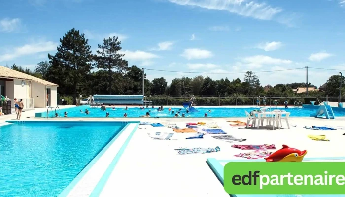 Piscine d'été de Lezay - 79120 Lezay