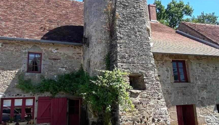 Relais de la poste de Montmagner - Arnac-La-Poste
