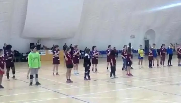 Salle Omnisports -  Videos - Brioux-sur-boutonne