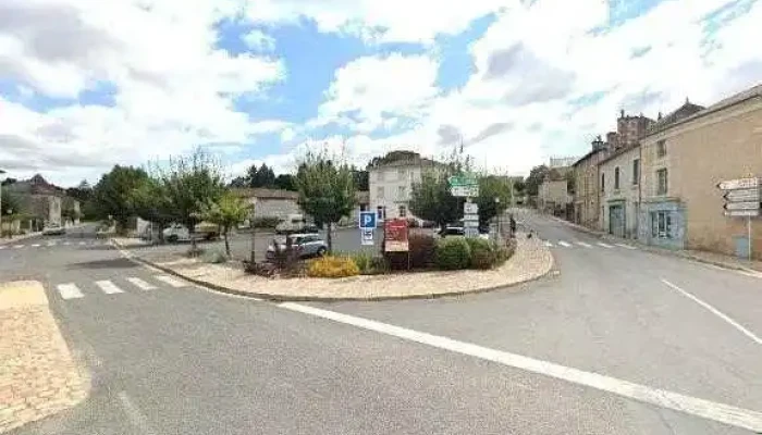 Sas Nn Tout - Charroux