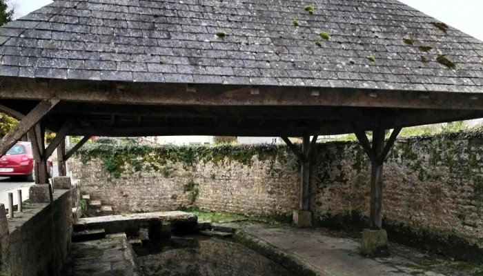 Source De La Boutonne -  Attraction Touristique - Chef-boutonne