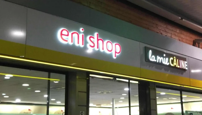 Station Eni -    A64 Sud   Pk80   Aire De Lacq Audejos Sud Videos - Lacq