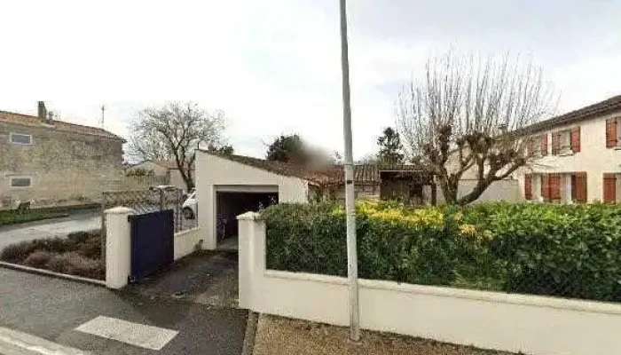 Tabac Epicerie Depot De Pain Presse Street View Et 360deg - Les Gonds