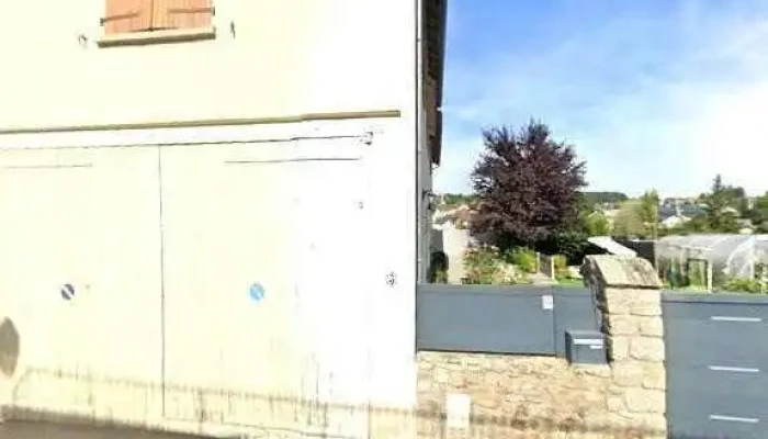 Tennis Club Des Combrailles -  Street View Et 360deg - Auzances
