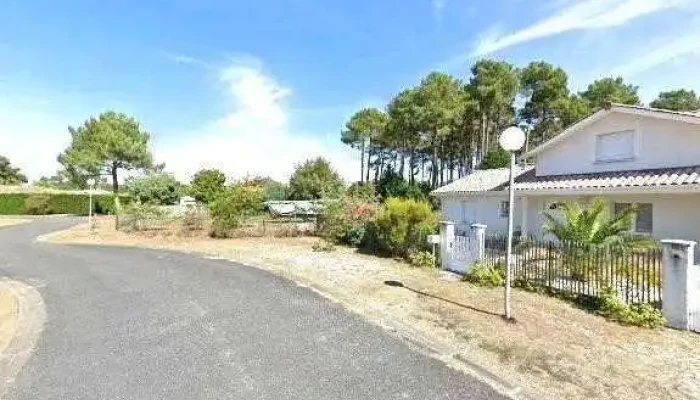 Toilettage Des Oyats -  Street View Et 360deg - Arès