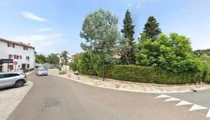 Trinketeko Ostatuabar Restaurant Du Trinquet Laduche Street View Et 360deg - Ascain