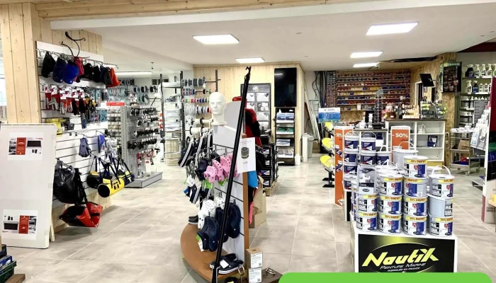 Uship Port Medoc-tyalan Accastillage - 33123 Le Verdon-Sur-Mer