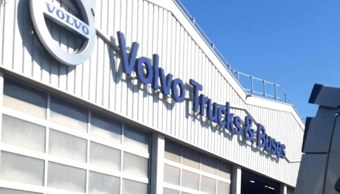 Volvo Truck Center Bordeaux -    Bruges Bruges - Bruges